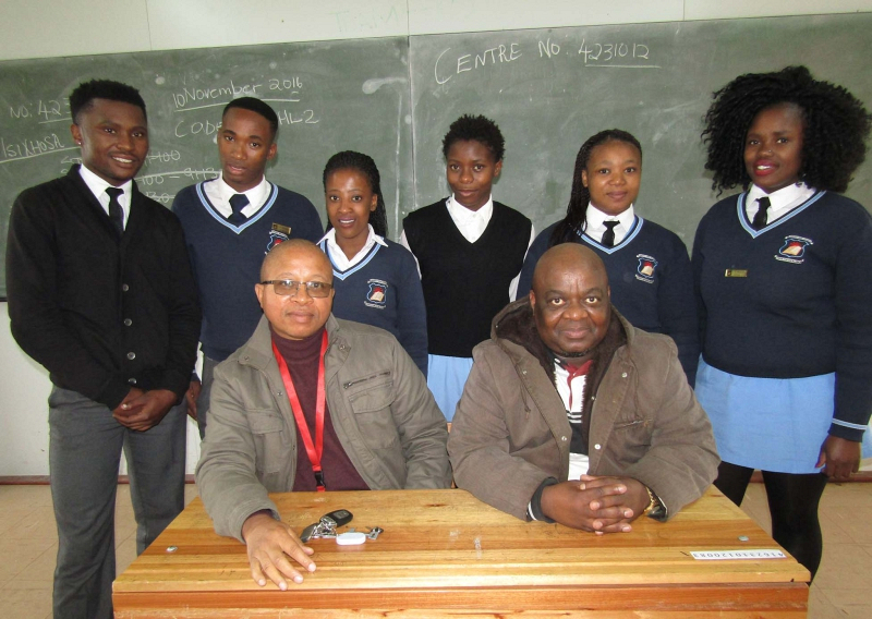Lungiso Public School Principal Sebenzile Hoko (front left) and teacher Sithembele Veveza with Grade 12 learners (from left) Nkosikhona Lungisa, Lusanda Tshemese, Sindiswa Mayinje, Palesa Khumalo, Nolusindiso Cekiso and Sesethu Maredze. 